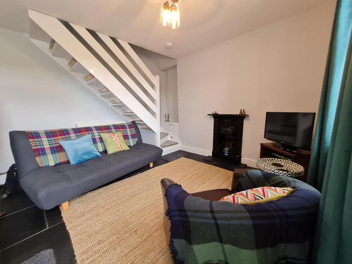Picturesque 2 Bedroom Miners Cottage Near Bike Park Wales & Brecon Beacons Merthyr Tydfil Exterior photo